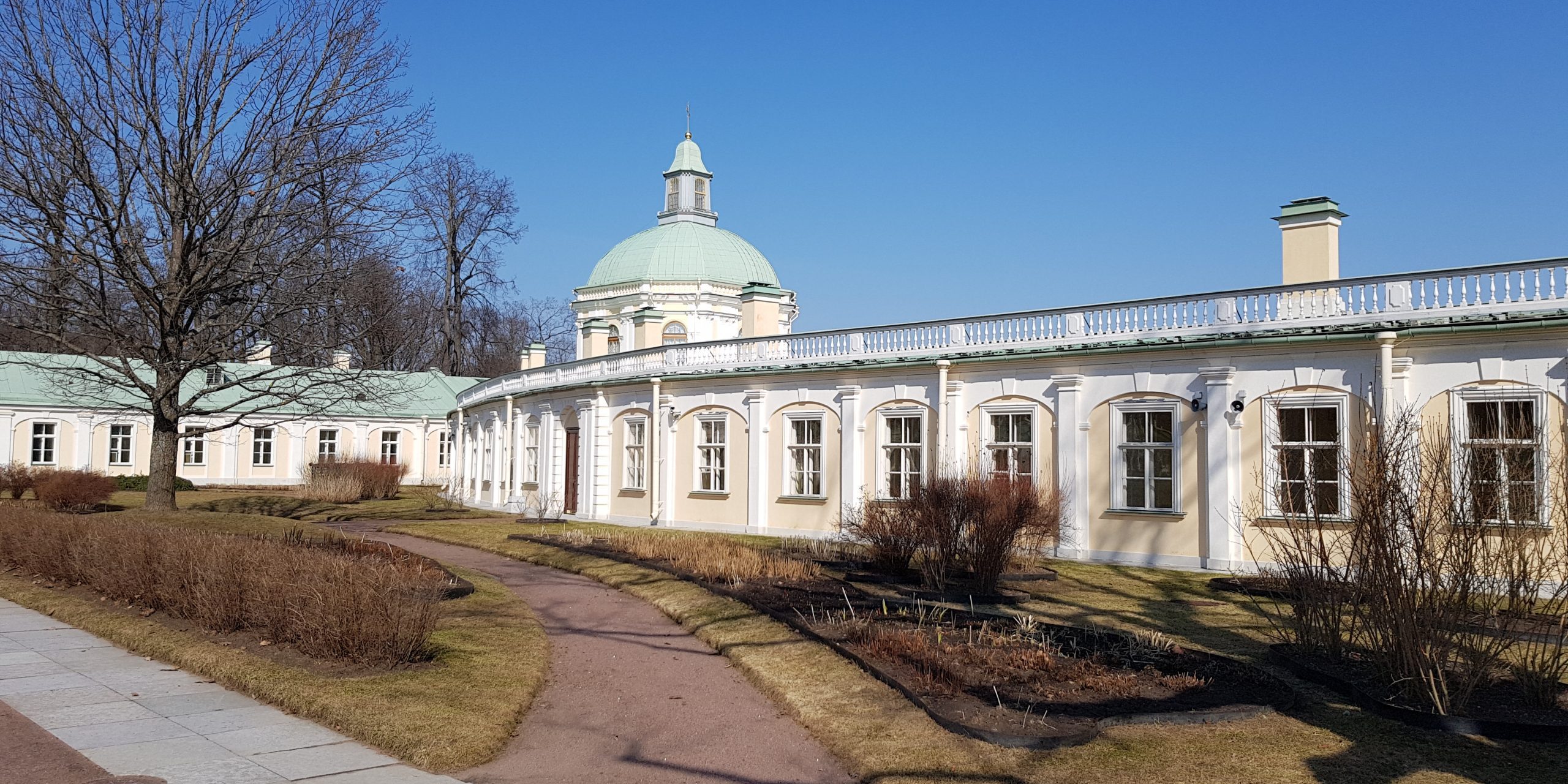 Большой МИеньшиковский дворец (2)